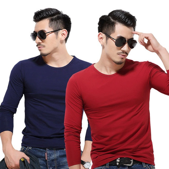 Trendy men's bottoming shirt